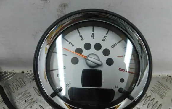 Mini One - Cooper Coupe R56 Tachometer 9260582 RG27216490 S01285875