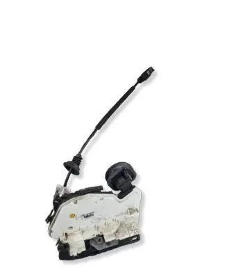 Volkswagen Golf VI Rear door lock 5K4839015B