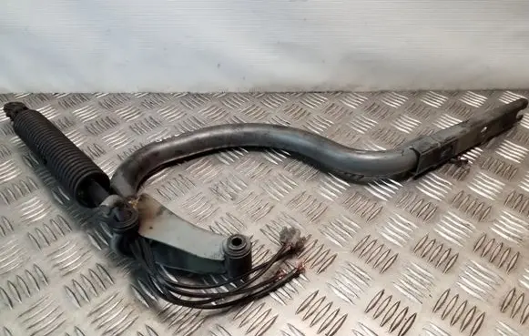 BMW 5 E60 E61 Tailgate/trunk/boot hinge