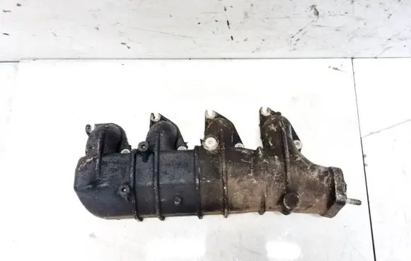 Peugeot 406 Intake manifold 9635616310