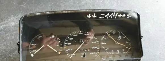 Volkswagen PASSAT B3 Speedometer (instrument cluster) 357919033AJ