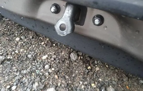 KIA Sorento Rear door check strap stopper