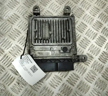 Mercedes-Benz Sprinter W906 Engine control unit/module A6519000700 A6519010600