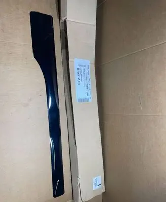 Citroen C4 II Picasso Front door trim (molding) 98051989XY