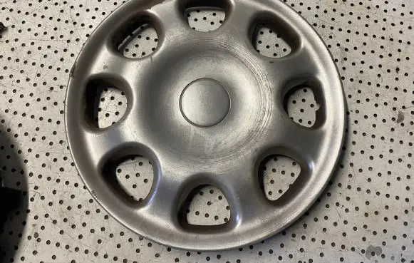 Aixam City II R13 wheel hub/cap/trim 