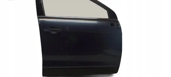 Chevrolet Captiva Front door