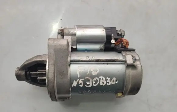BMW 5 F10 F11 Starter motor 