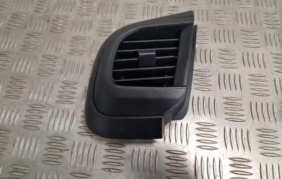 Dashboard side air vent grill/cover trim