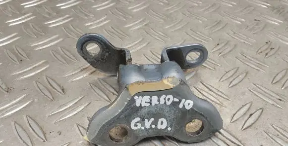 Toyota Verso Rear door upper hinge