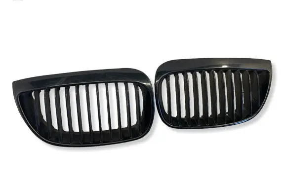 BMW 1 E81 E87 Front bumper upper radiator grill 