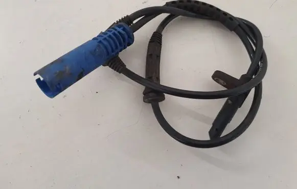 Mini Cooper Countryman R60 ABS brake wheel speed sensor 9808193