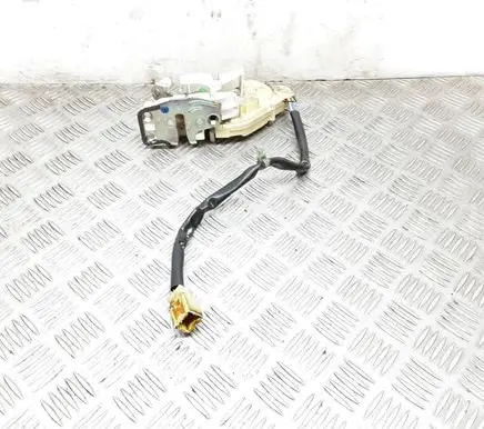 Mitsubishi Pajero Sport I Rear door lock 050309