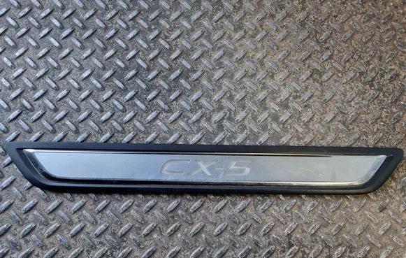 Mazda CX-5 II Front sill trim cover K123V1370 KZB15
