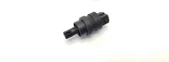 Volkswagen Golf III Intake air temperature sensor 028906081