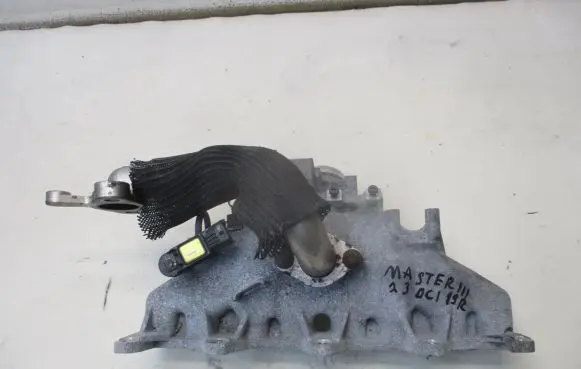 Renault Master III Intake manifold