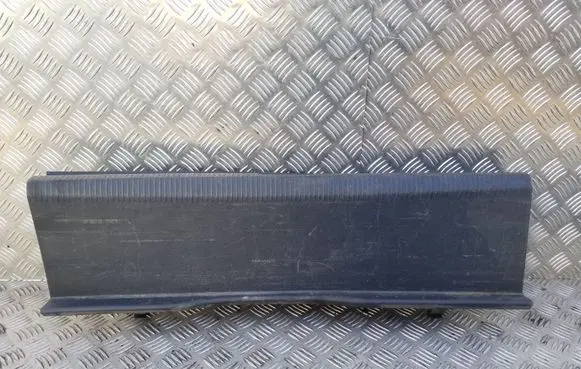 Trunk/boot sill cover protection