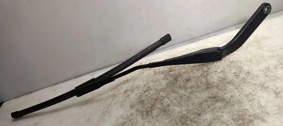 Mini Cooper Countryman R60 Front wiper blade arm 9806441 61619806441