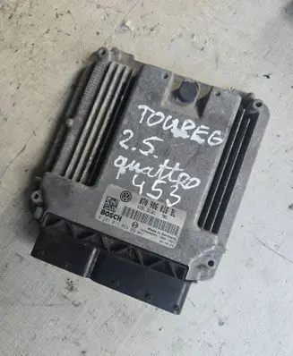 Volkswagen Touareg I Engine control unit/module 070906016BL 1039S06941 118841021