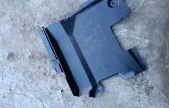 Mercedes-Benz GLE W167 Glove box set 111668 15637948 A1676804201