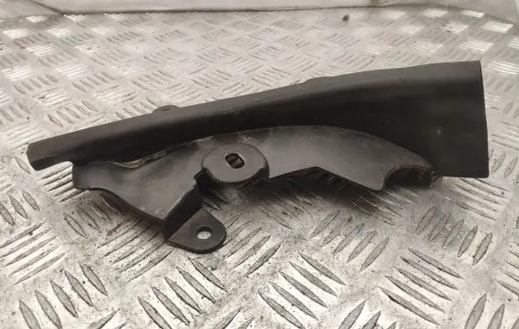 BMW 7 G11 G12 Engine compartment rubber 7347395 51767347395