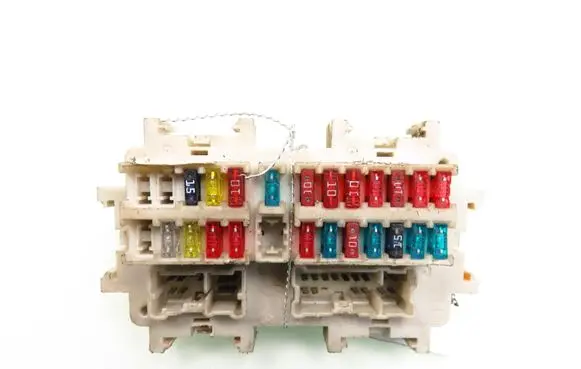 Nissan Quest Fuse box set 