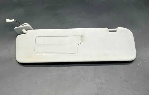 Tesla Model 3 Sun visor 108873803I
