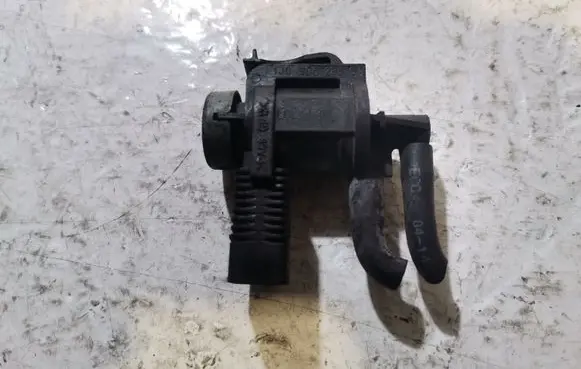 Volkswagen Sharan Vacuum valve 1J0906283C
