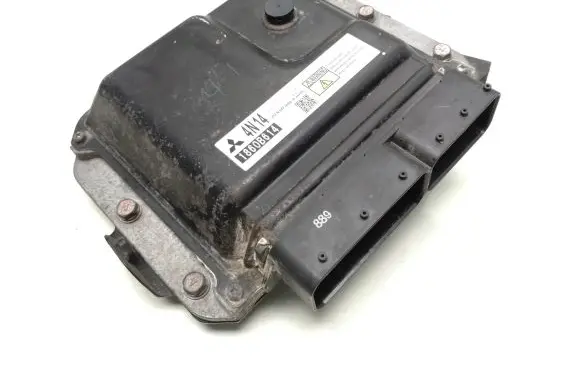 Mitsubishi Outlander Engine control unit/module 2757000714 1860B614