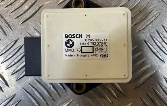 BMW X5 E70 ESP acceleration yaw rate sensor 6782370 0265005711 7052196