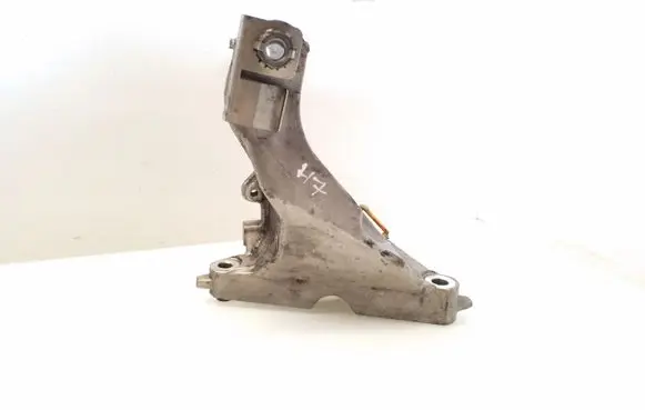 Citroen C6 Gearbox mounting bracket 9653919280
