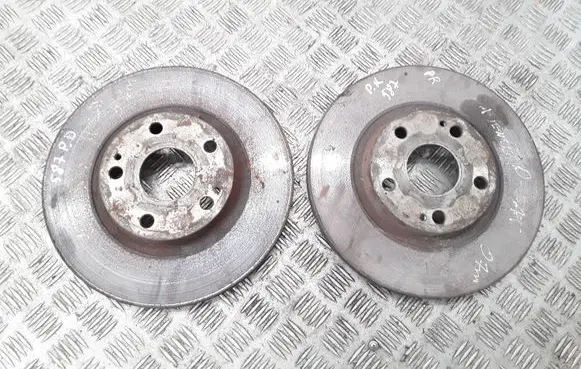 Toyota Avensis T270 Front brake disc