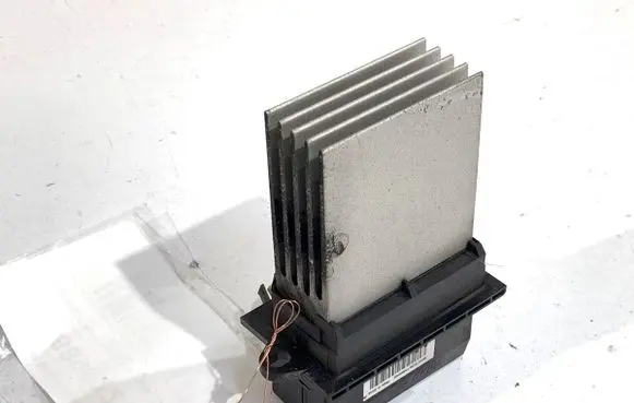 Renault Koleos I Heater blower motor/fan resistor T1000948E