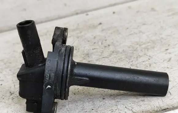 Volvo S60 Turbo solenoid valve 08631288