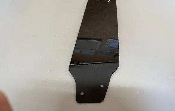 Front door glass trim molding