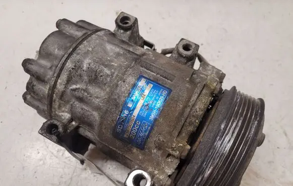 Ford Focus C-MAX Air conditioning (A/C) compressor (pump) 3M5H19D629HD 2167503524