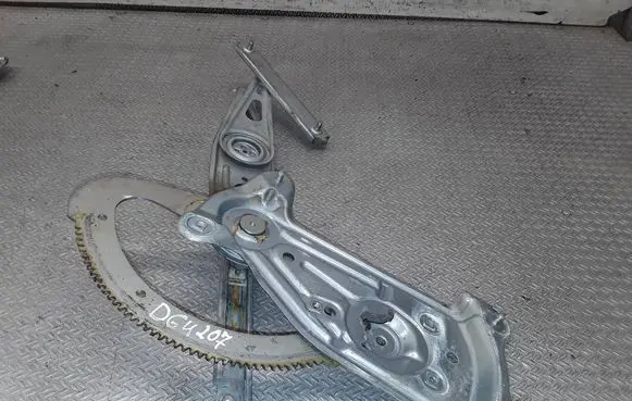 Renault Scenic III - Grand scenic III Rear window lifting mechanism without motor 91085540