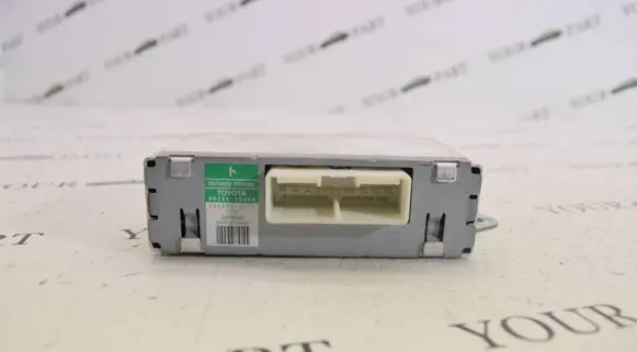 Lexus GS 300 350 430 450H Other control units/modules 8824030460