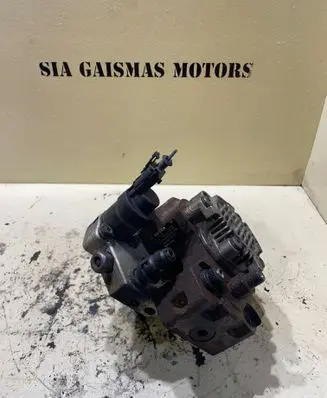 Mitsubishi Space Star Fuel injection high pressure pump 8200055072