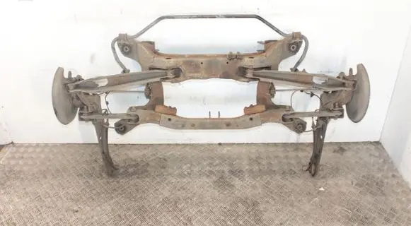 Mitsubishi Outlander Rear axle beam 