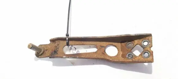 Opel Astra G Engine mounting bracket