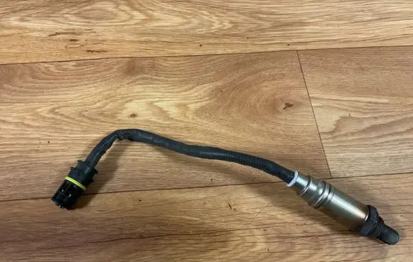 BMW 5 E60 E61 Lambda probe sensor 094304