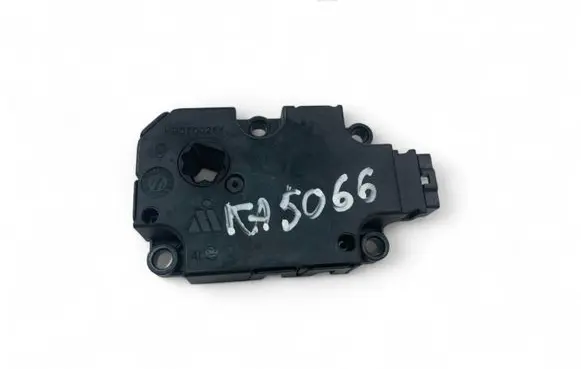 Audi A7 S7 4G Air flap motor/actuator 4H0820511A