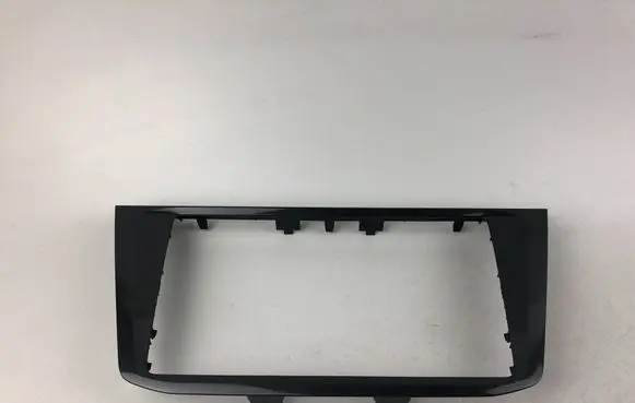 Radio/GPS head unit trim