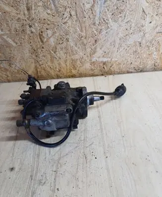 Renault Scenic I Fuel injection high pressure pump 7700870130 H870309