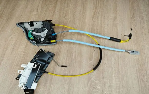 BMW 8 G16 Rear door lock 4A219F8 5A36EB6