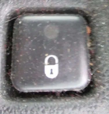 Peugeot 206+ Central locking switch button 