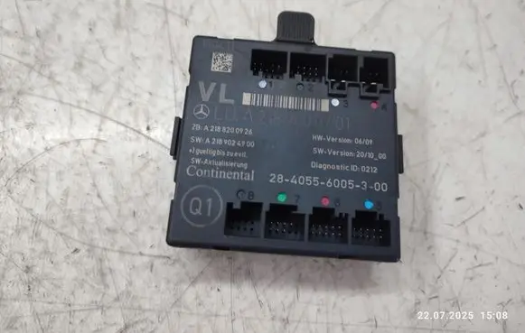 Mercedes-Benz CLS C218 X218 Door control unit/module A2189000701