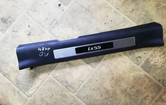Hyundai ix 55 Other sill/pillar trim element 858723J000