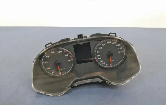 Seat Ibiza V (KJ) Speedometer (instrument cluster) 6F0920730