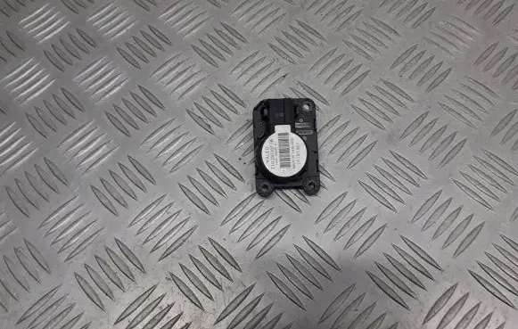 Renault Megane III Central body control module 1609145A